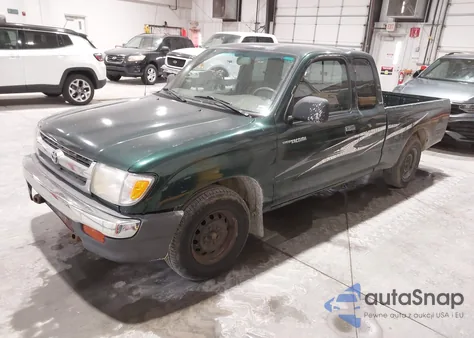 2000 Toyota Tacoma z USA, uszkodzony, nr VIN 4TAVL52N2YZ573875